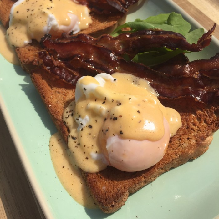 Eggs-Benedict-2